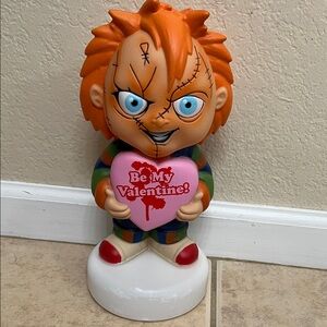 Chucky Valentine's Day Figurine